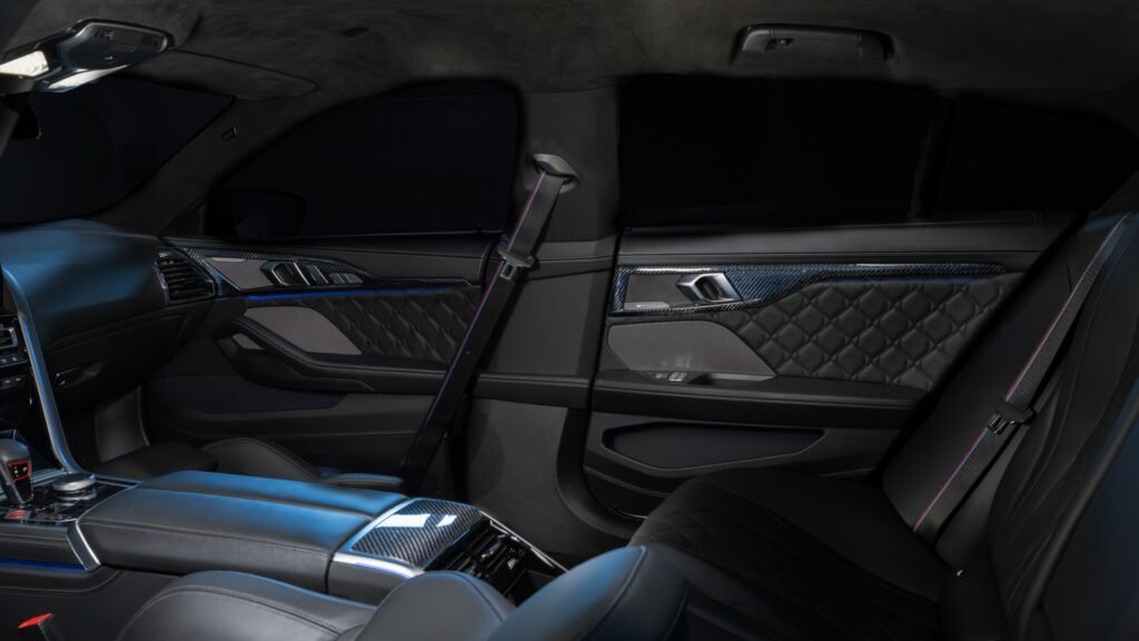 BMW M8 - zdjęcie 6
