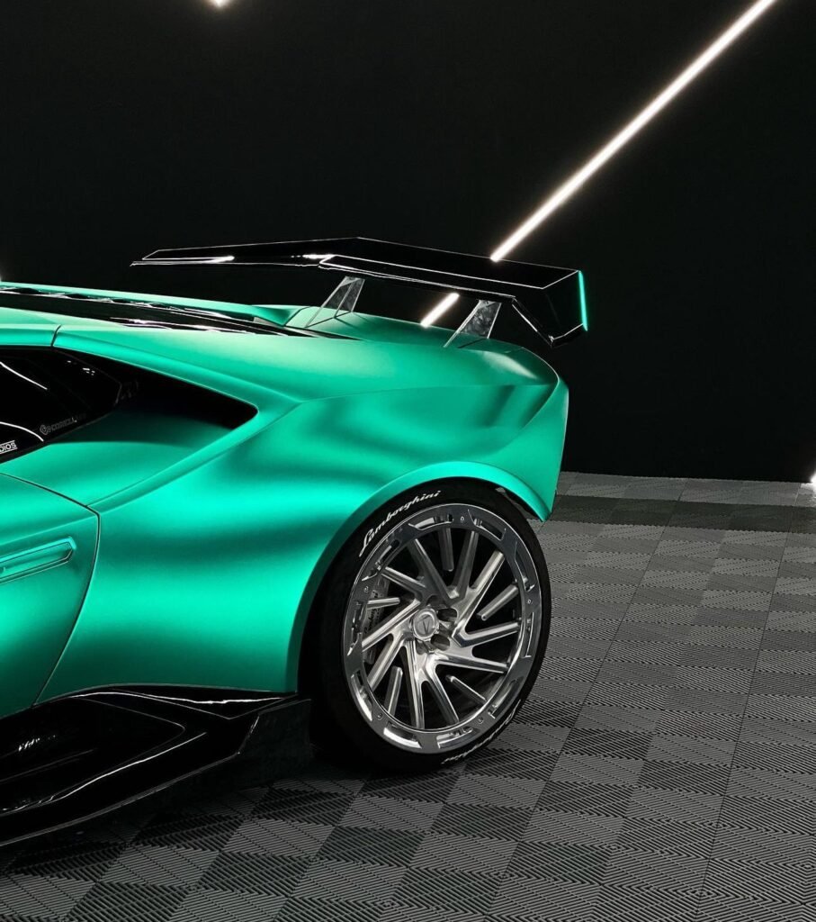 Lamborghini - zdjęcie 2
