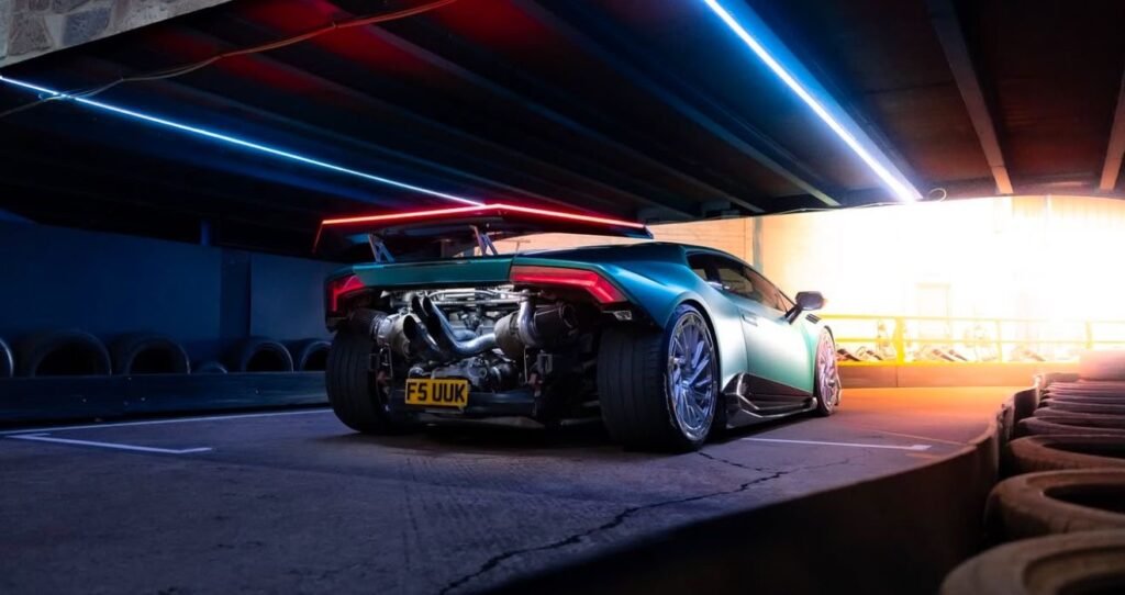 Lamborghini — Spoiler